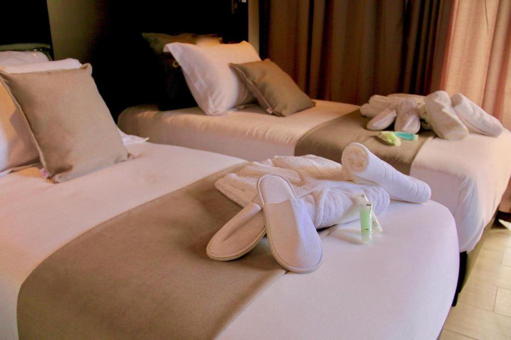 Hotel Calypso Aïn el Turk Esterno foto
