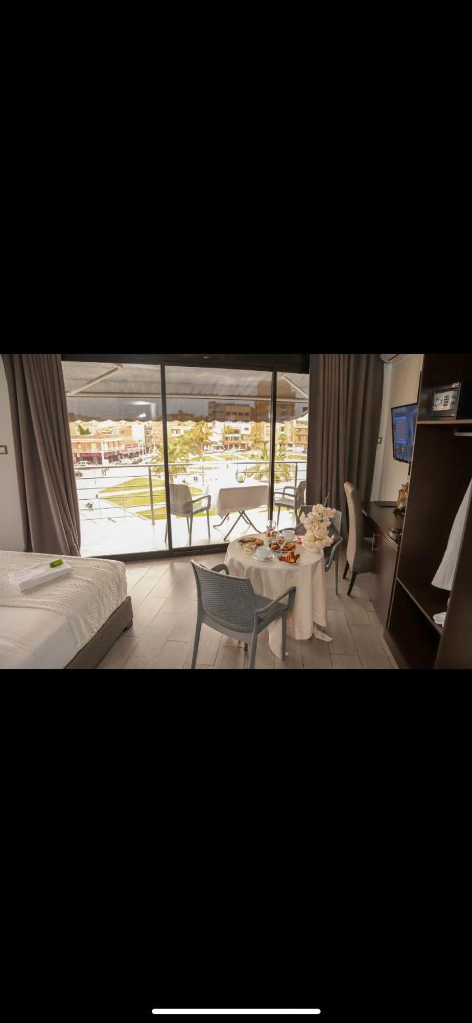 Hotel Calypso Aïn el Turk Esterno foto